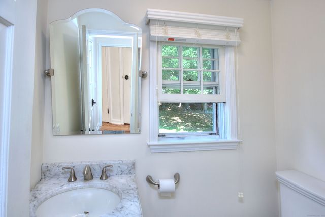 14 North Avenue, Westport, CT 06880