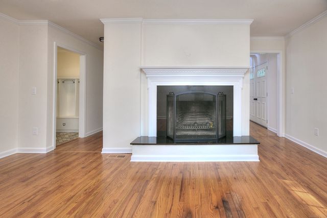 14 North Avenue, Westport, CT 06880