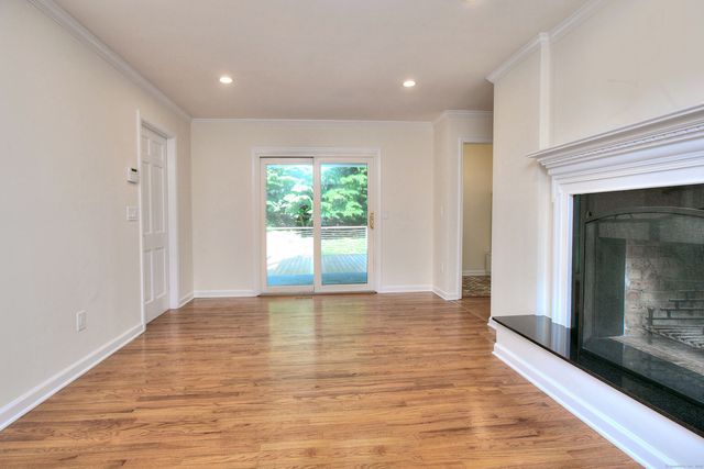 14 North Avenue, Westport, CT 06880