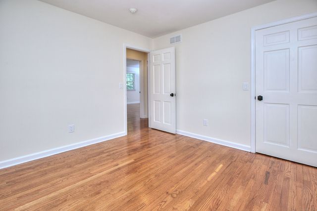 14 North Avenue, Westport, CT 06880