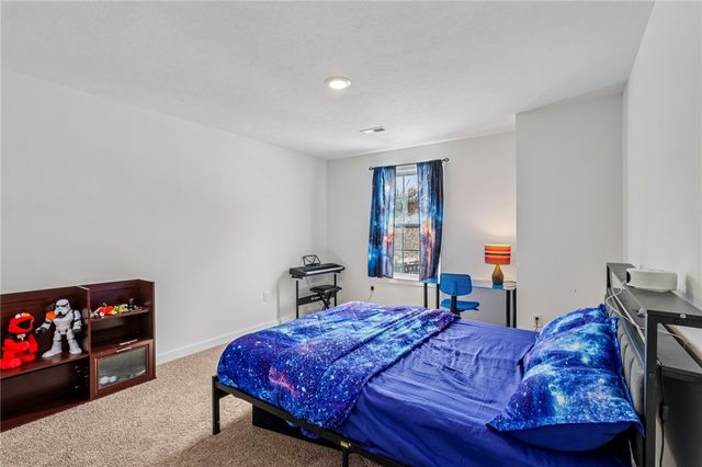 1213 Magnolia Court, Franklin Park, PA 15143