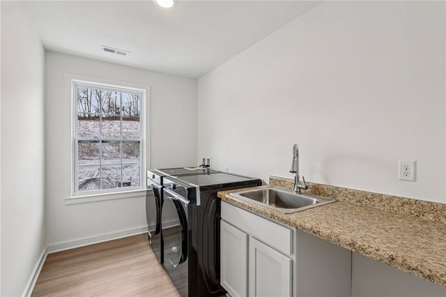 1213 Magnolia Court, Franklin Park, PA 15143