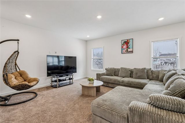 1213 Magnolia Court, Franklin Park, PA 15143