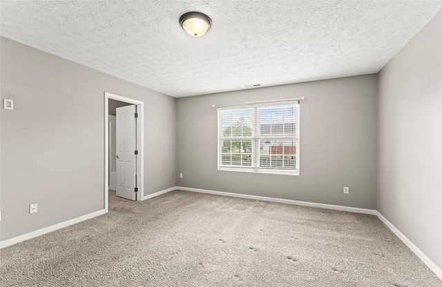 4660 Hialeah Park, Huber Heights, OH 45424