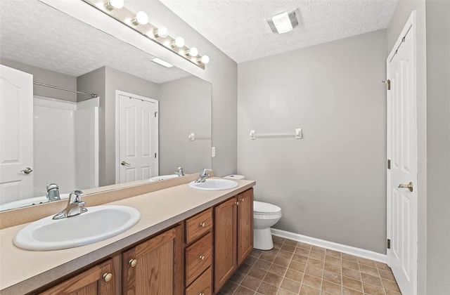 4660 Hialeah Park, Huber Heights, OH 45424