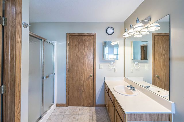 1002 BROOKS BAY Drive, Erie, PA 16505