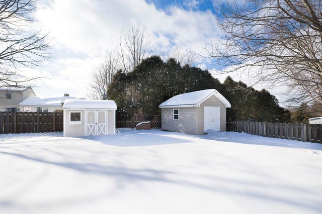 1002 BROOKS BAY Drive, Erie, PA 16505