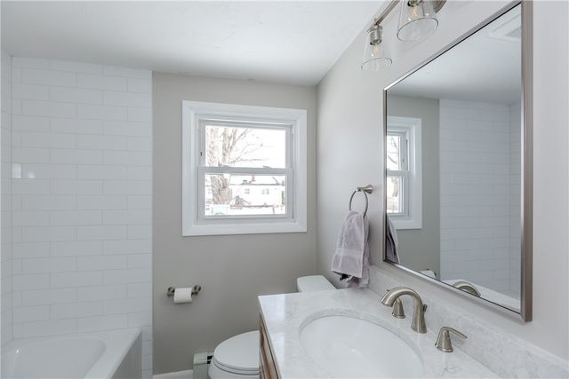 266 Vineyard Road, Warwick, RI 02889