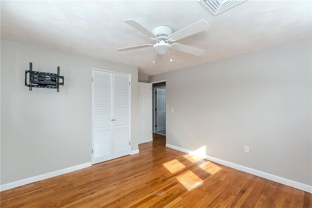 266 Vineyard Road, Warwick, RI 02889