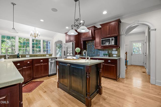 3901 Orchard Point Court, Apex, NC 27539