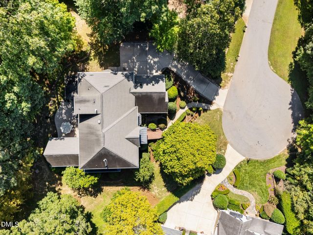 3901 Orchard Point Court, Apex, NC 27539