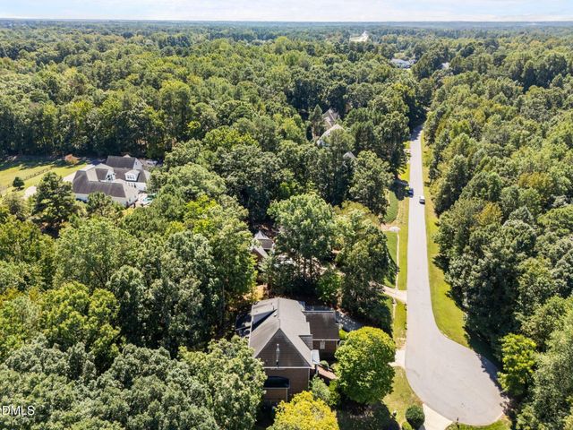 3901 Orchard Point Court, Apex, NC 27539