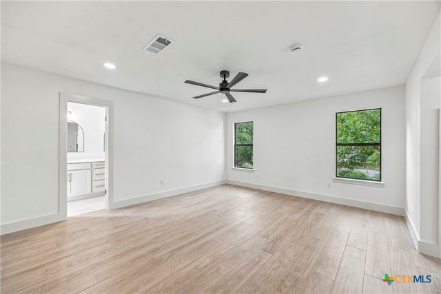 221 Montwood, Seguin, TX 78155