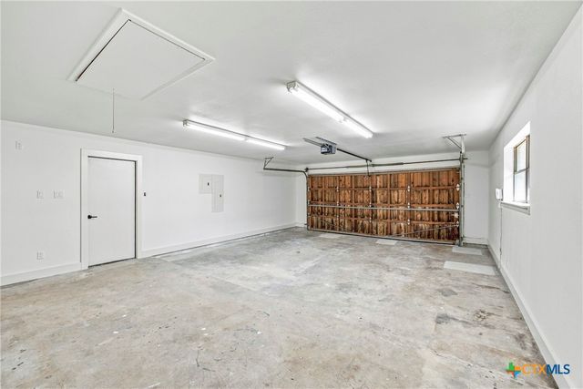 221 Montwood, Seguin, TX 78155