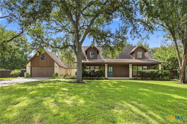 221 Montwood, Seguin, TX 78155