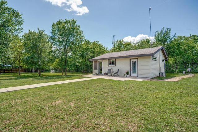 104 Windsong Court, Weatherford, TX 76087
