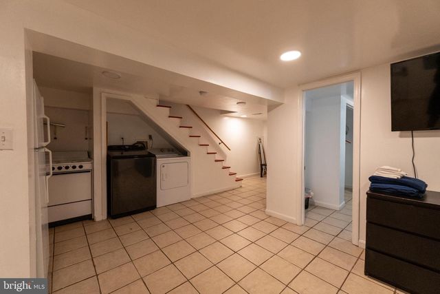 4705 8TH ST NW, Washington, DC 20011