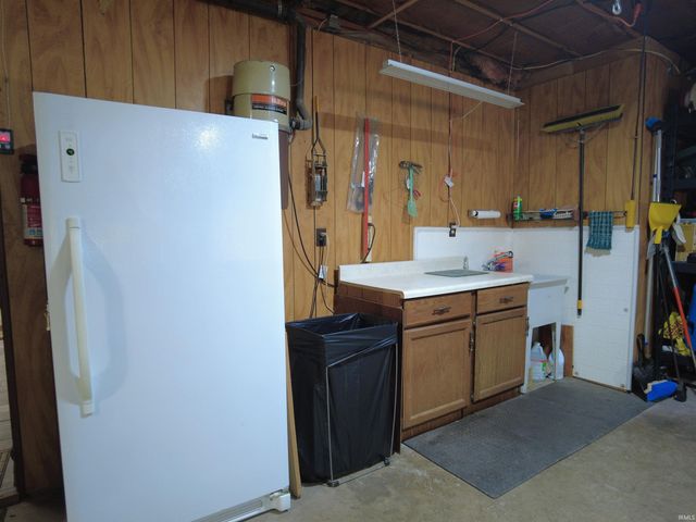 7892 E 450 north Crossroad, Logansport, IN 46947