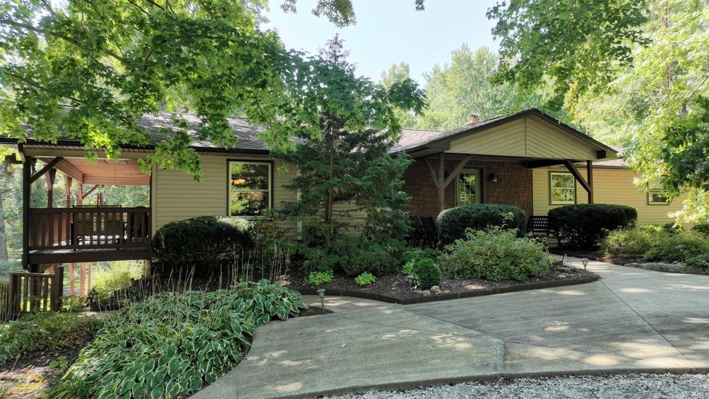 7892 E 450 north Crossroad, Logansport, IN 46947