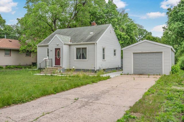 5350 Colfax Avenue N, Brooklyn Center, MN 55430