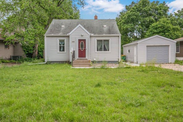 5350 Colfax Avenue N, Brooklyn Center, MN 55430