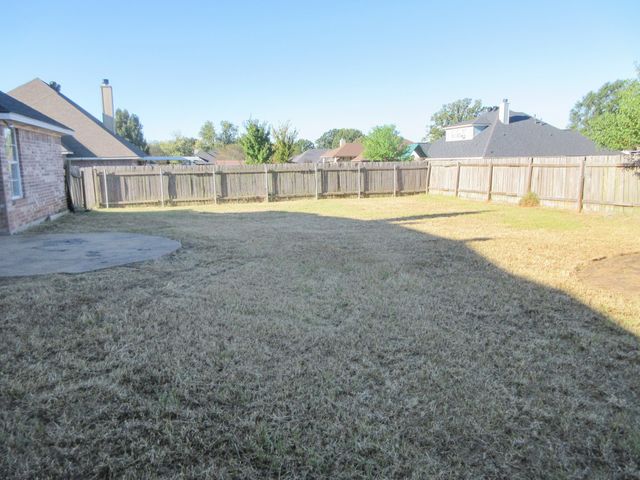 104 Pebble Beach Drive, Benton, LA 71006