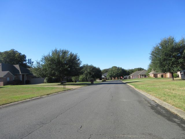 104 Pebble Beach Drive, Benton, LA 71006