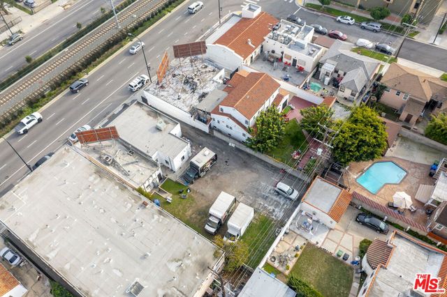 4847 Crenshaw Boulevard, Los Angeles, CA 90043