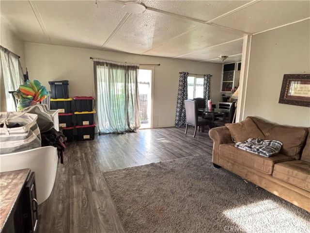 430 N Palm 102, Hemet, CA 92543