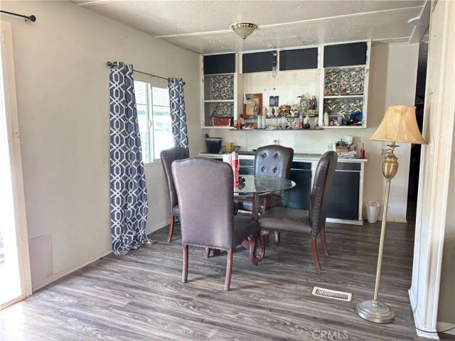 430 N Palm 102, Hemet, CA 92543