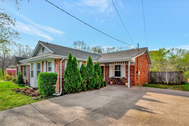 1216 Idlewild Pl, Madison, TN 37115