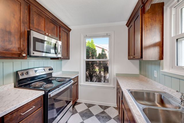 1216 Idlewild Pl, Madison, TN 37115