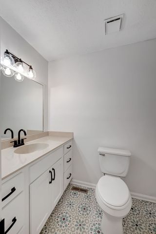 1216 Idlewild Pl, Madison, TN 37115