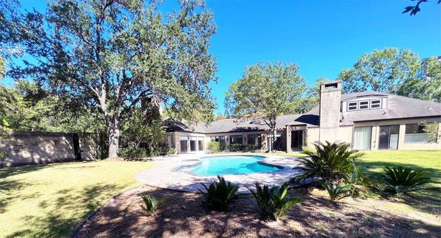 19 Windermere Lane, Houston, TX 77063