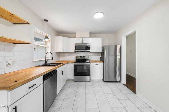 3933 Village Drive, Fayetteville, NC 28304