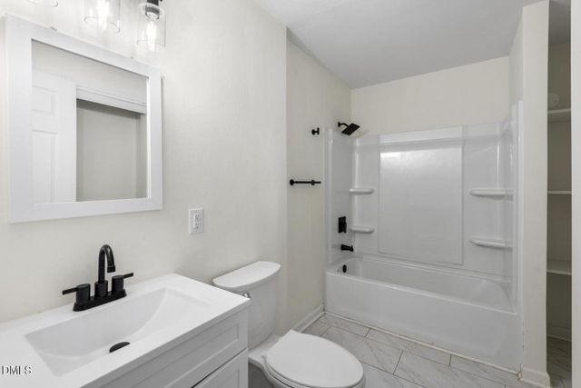 3933 Village Drive, Fayetteville, NC 28304