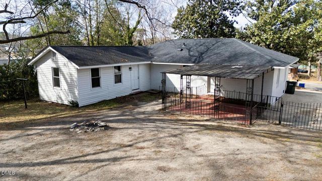 3933 Village Drive, Fayetteville, NC 28304