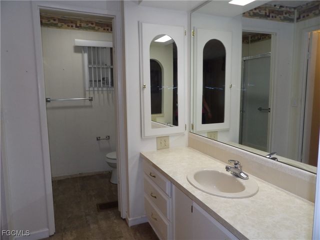 250 Shrub LN N, North Fort Myers, FL 33917