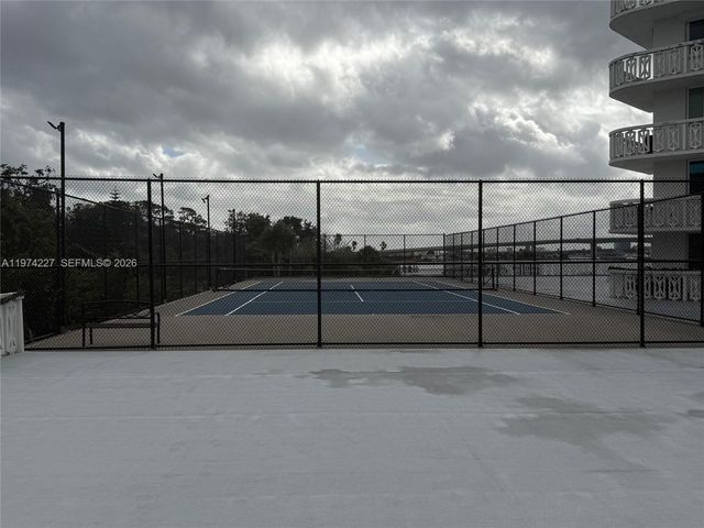 925 N Halifax 102 102, Daytona Beach, FL 32118
