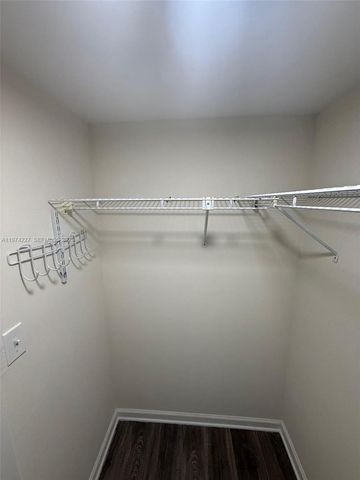 925 N Halifax 102 102, Daytona Beach, FL 32118