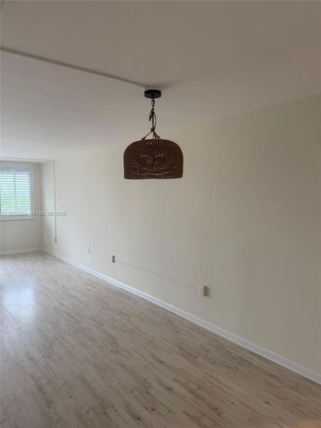 925 N Halifax 102 102, Daytona Beach, FL 32118