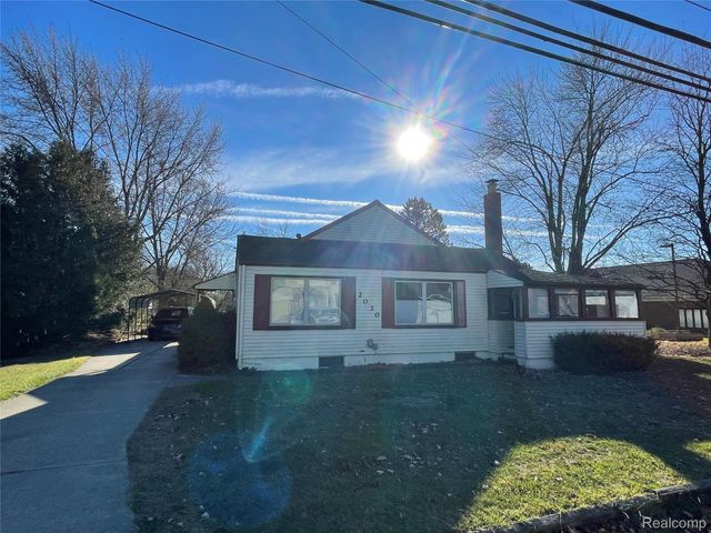 2030 Orpington Drive, Troy, MI 48083