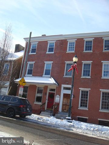 134 N CHURCH ST, West Chester, PA 19380