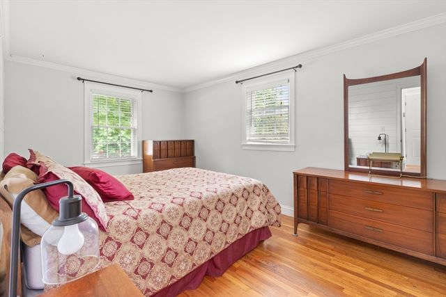 192 School Street, Groveland, MA 01834