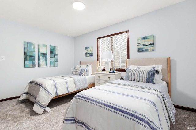 17470 Skyline Drive, South Bend, IN 46614