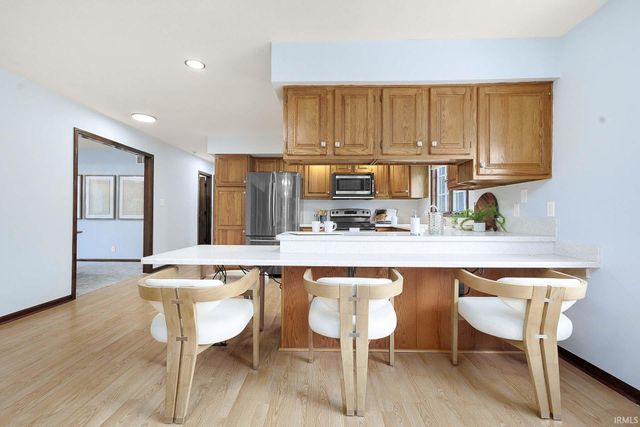 17470 Skyline Drive, South Bend, IN 46614