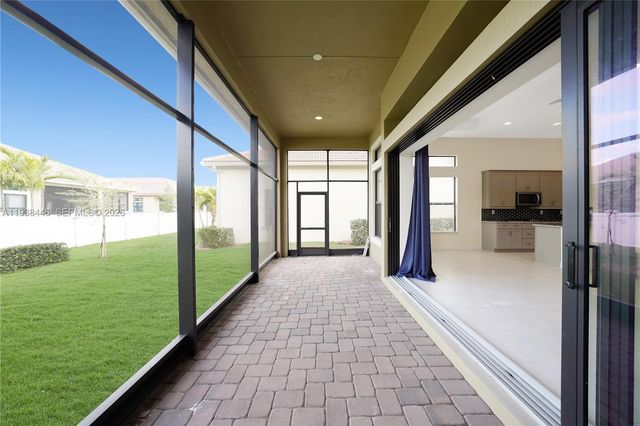 11815 N Leon Cir N, Parkland, FL 33076