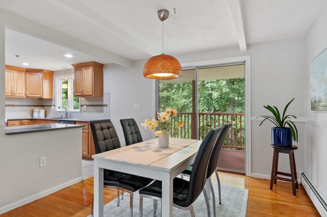18 Cowdrey Ln, Acton, MA 01720