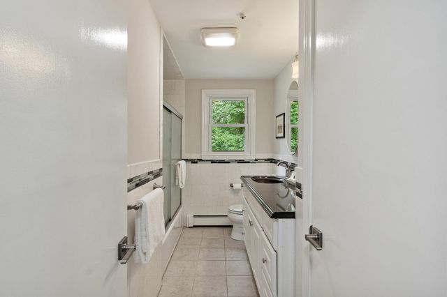 18 Cowdrey Ln, Acton, MA 01720