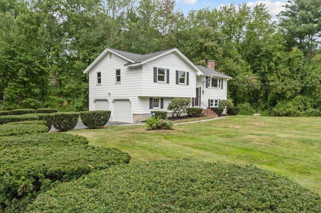 18 Cowdrey Ln, Acton, MA 01720